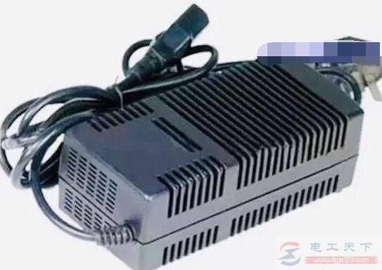 48V12Ah�綯����س������ѹ�Ƕ���