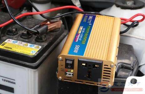 在关闭汽车发动机后能使用车载逆变器吗?