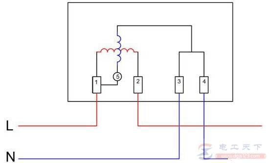 单相智能电表出线零线能和火线接在一起吗?