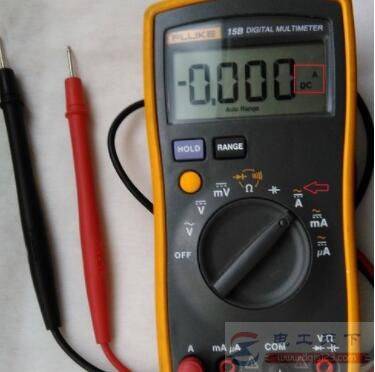 ��»���������ñ���ͬ��λ���÷����