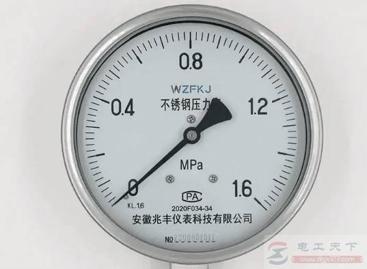 压力表怎么识读,确保视线与表盘保持水平