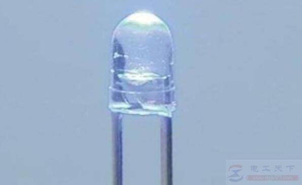 LED发光二极管的焊接条件,LED发光二极管防静电的注意事项