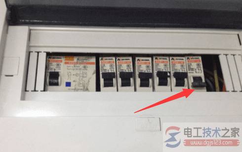 中央空调为何跳闸,中央空调跳闸原因分析