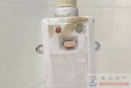 ����ˮ��©����ʲôԭ�򣬵���ˮ����ô���ⴥ���¹�