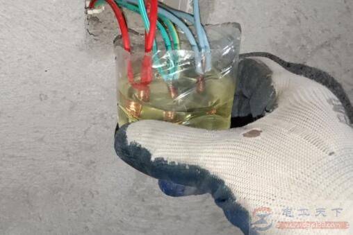 保证十年不漏电的电线接头接线方法