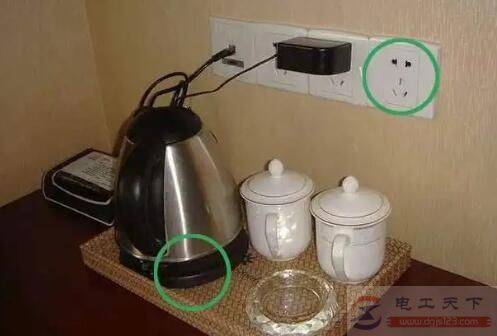 电热水壶通电后不加热且指示灯不亮怎么处理