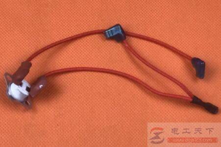 ��ˮ���¶ȴ�������ôά��