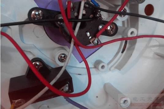 检查电风扇电容是否损坏的方法