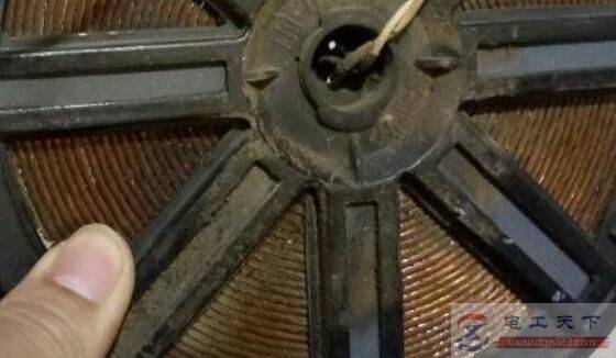 九阳电磁炉故障代码E7什么原因,E7故障怎么维修