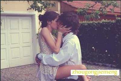 梦见与同学 老师做爱