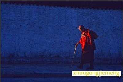 梦见脱俗 看破红尘世俗